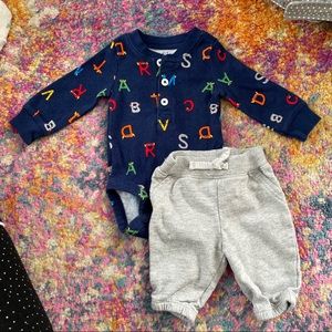 NB Carter’s Baby Outfit